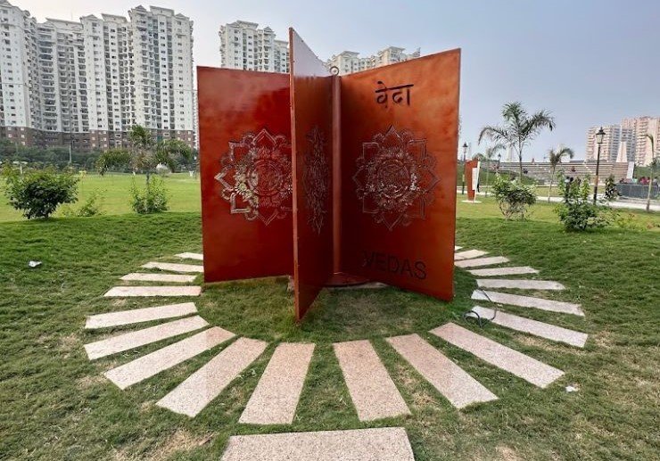 Attractions at Ved Van Park